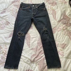 Levi’s Black High Waisted Straight Distressed 501 Denim in Size 27